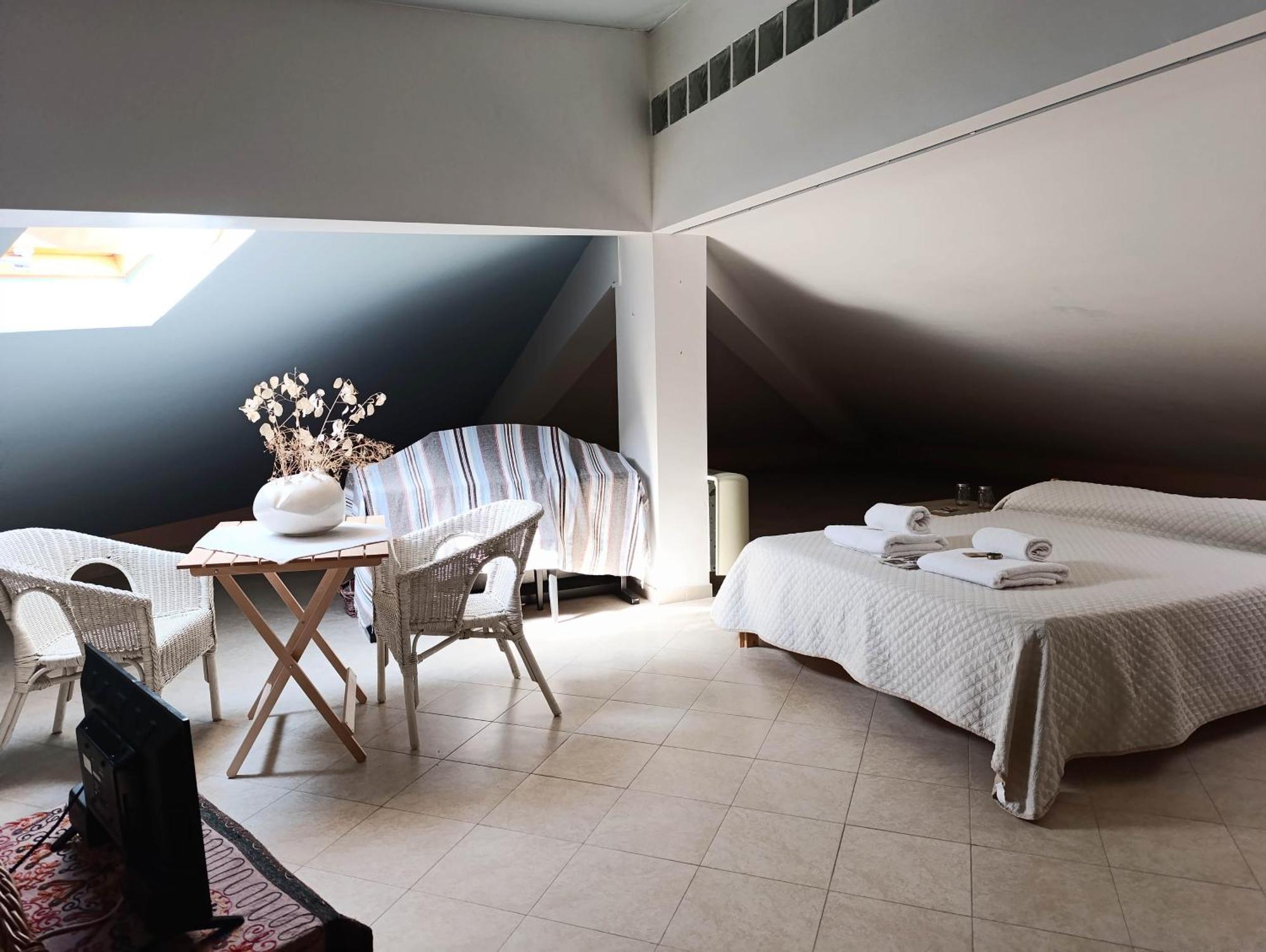 Ferula Loft Bed & Breakfast Sortino Екстериор снимка